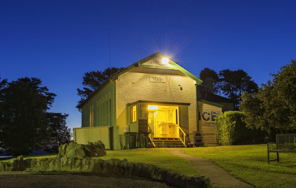 Rainbow Pines Tourist Caravan Park Adaminaby Extérieur photo