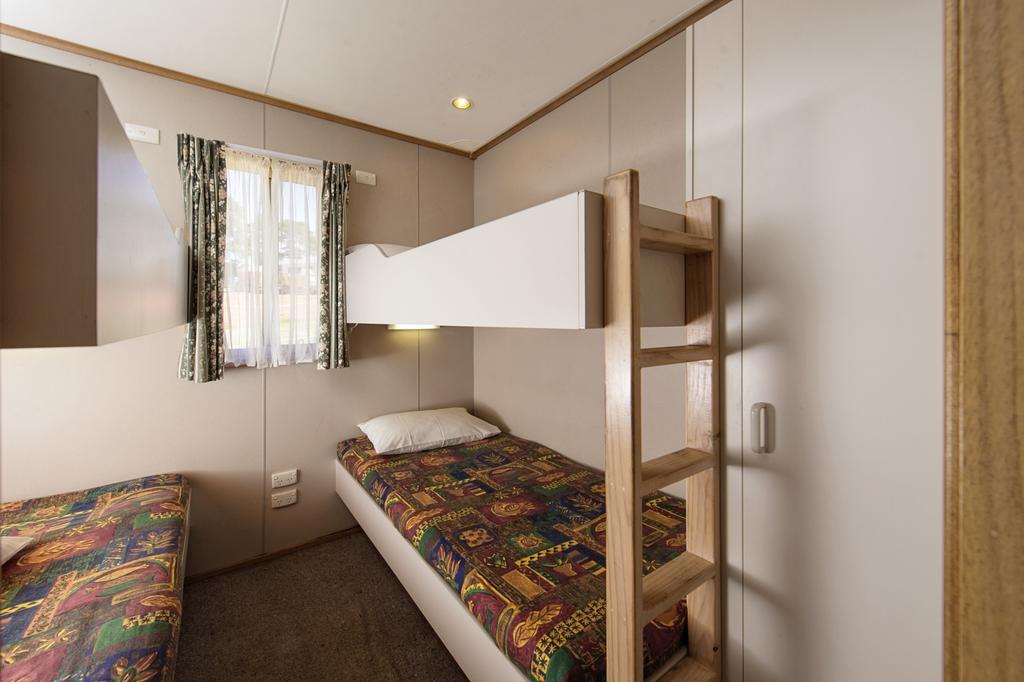 Rainbow Pines Tourist Caravan Park Adaminaby Extérieur photo