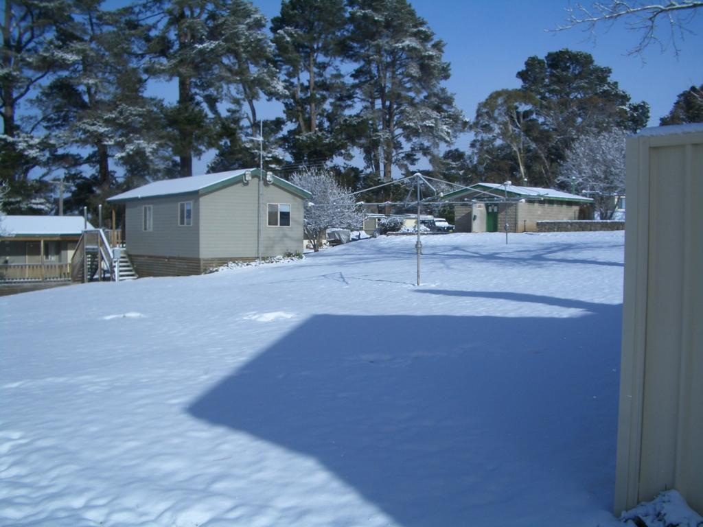 Rainbow Pines Tourist Caravan Park Adaminaby Extérieur photo