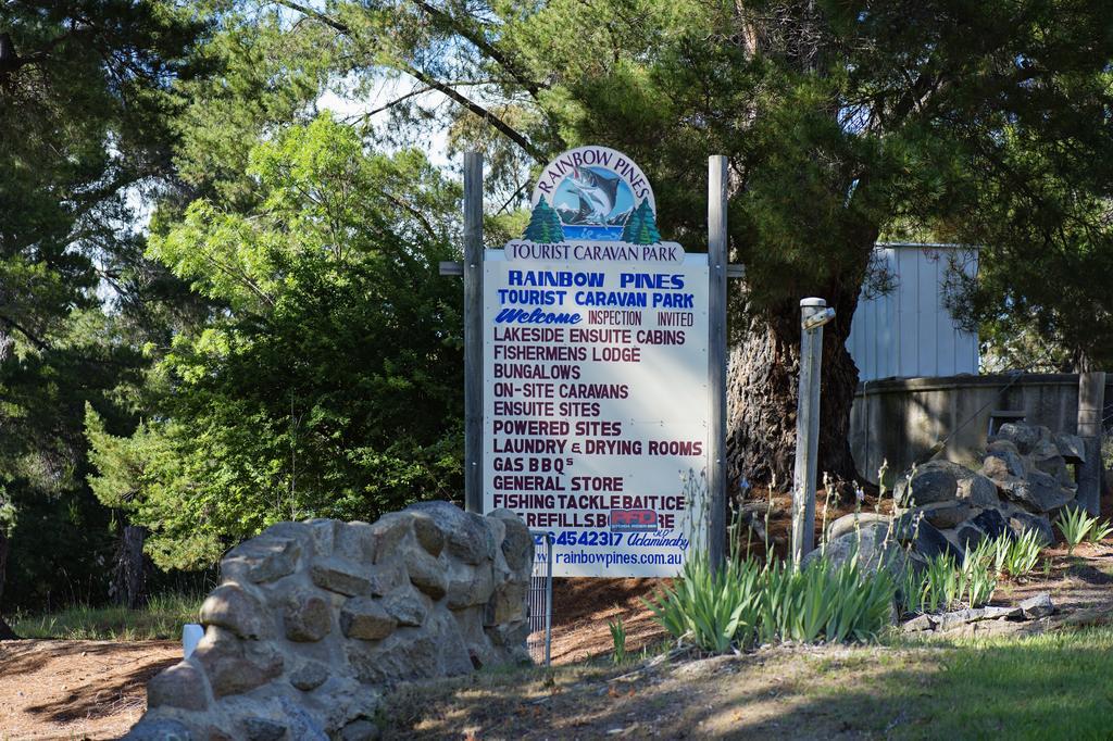 Rainbow Pines Tourist Caravan Park Adaminaby Extérieur photo