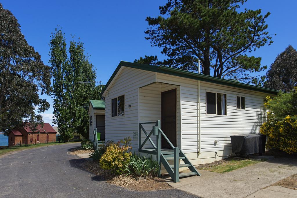 Rainbow Pines Tourist Caravan Park Adaminaby Extérieur photo