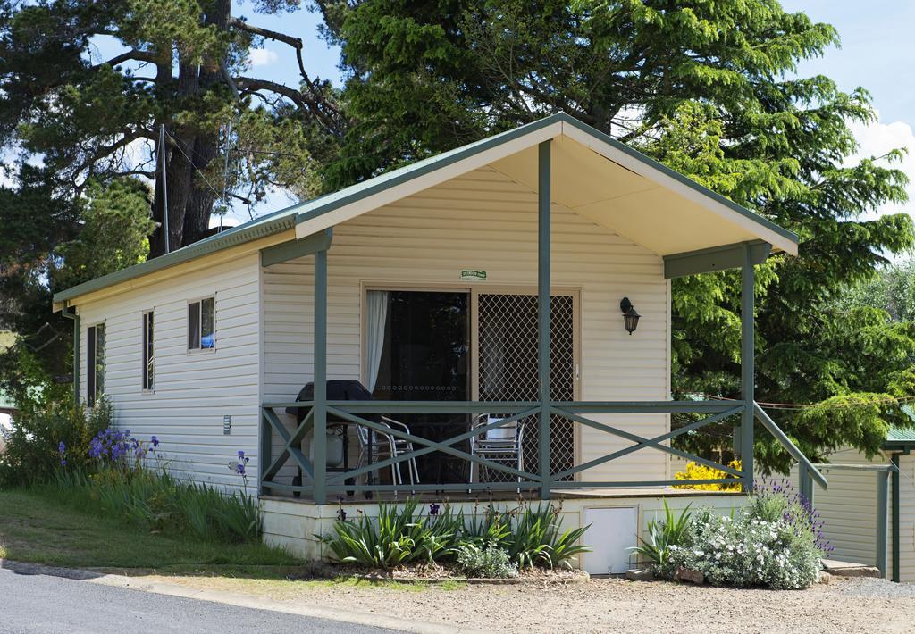 Rainbow Pines Tourist Caravan Park Adaminaby Extérieur photo