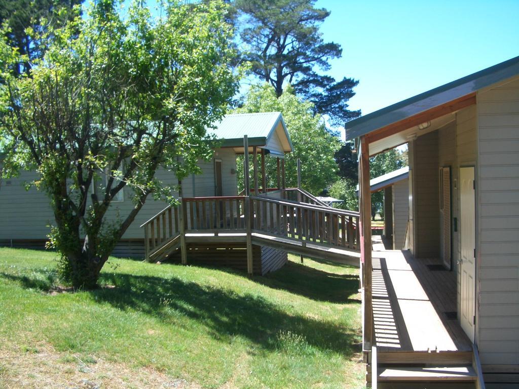 Rainbow Pines Tourist Caravan Park Adaminaby Extérieur photo